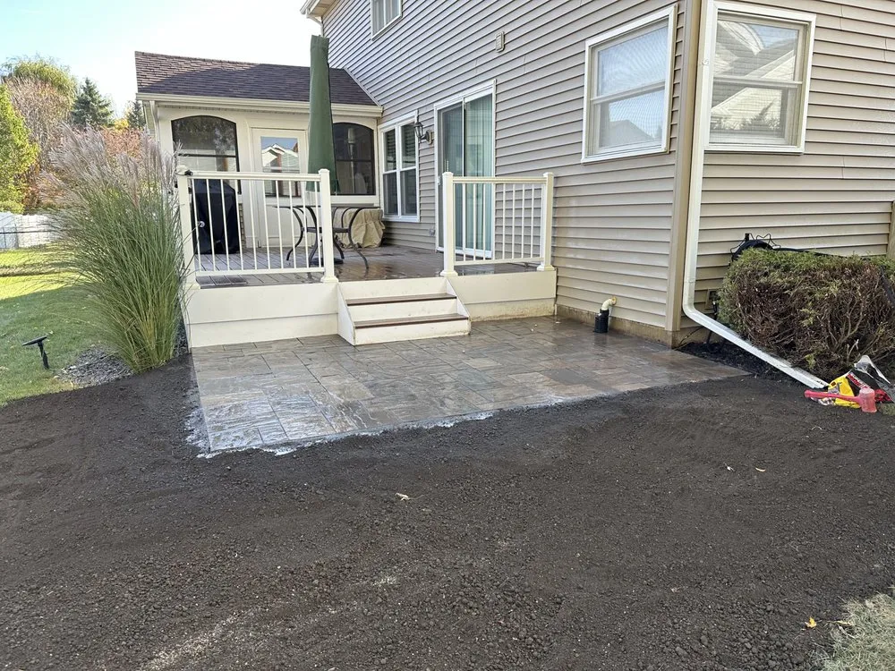 Local lawn care service experts serving Harvard, IL - Redefine Landscaping