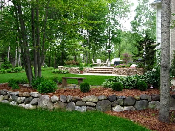 Affordable outdoor landscaping for beautiful yards across Midland, MI - Reder Landscaping