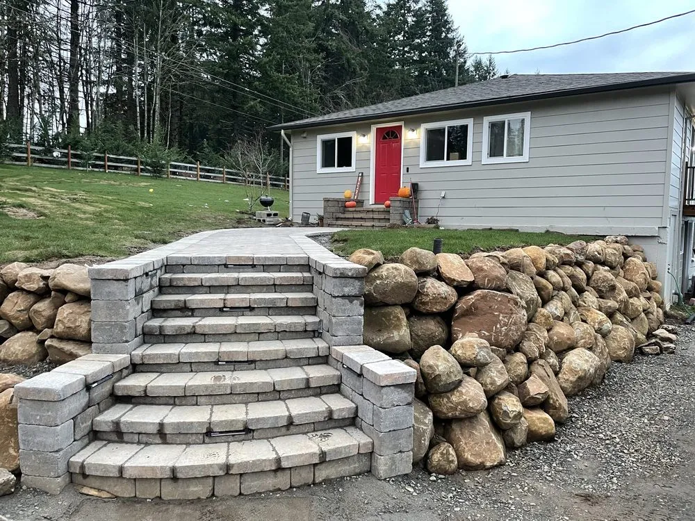 Custom yard cleanup service for beautiful yards in Silverton, OR by Redline Industries