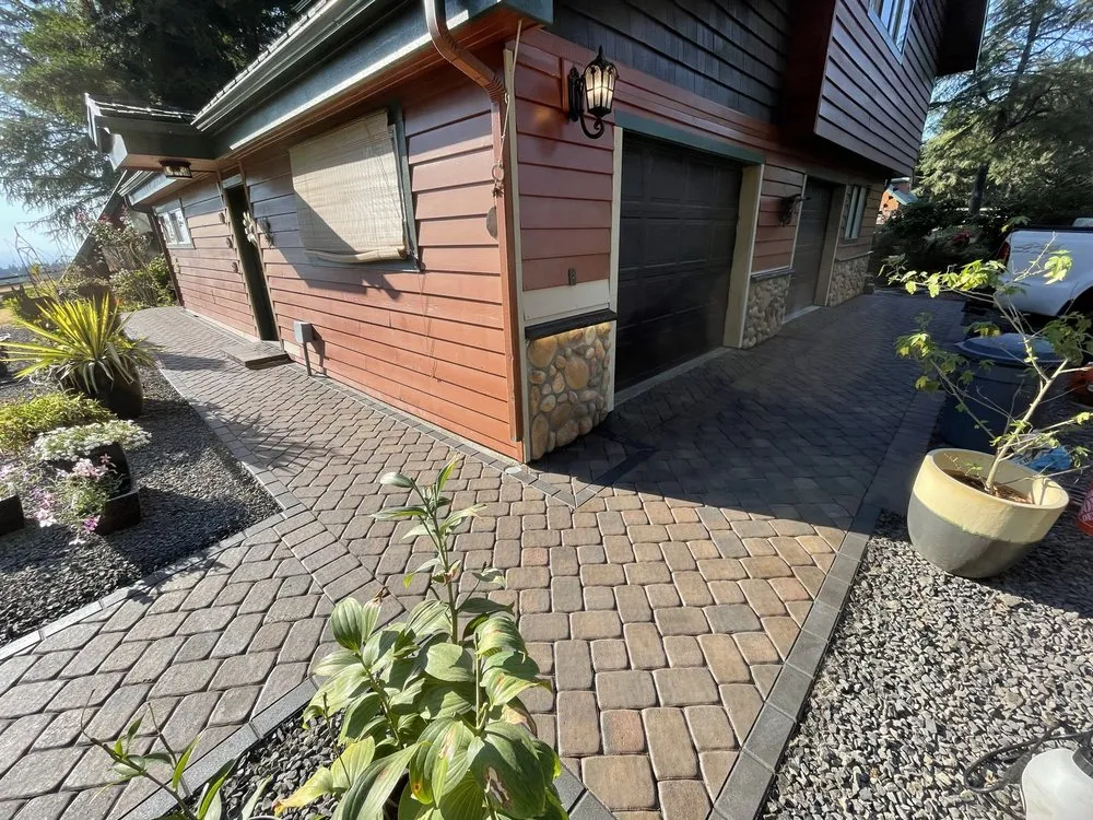 Custom lawn mowing service experts serving Silverton, OR - Redline Industries