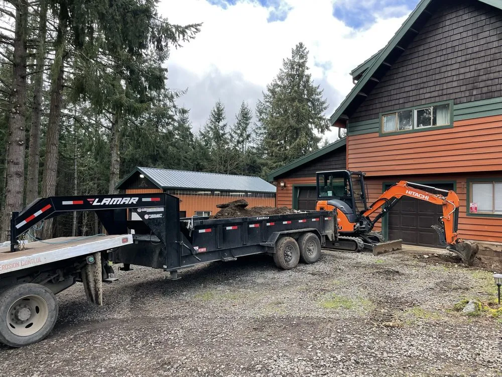 Trusted lawn mowing service in Silverton, OR - Redline Industries