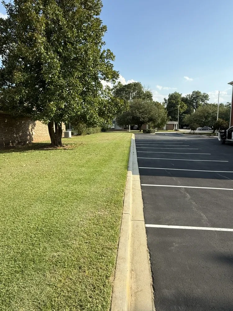 Top-rated outdoor landscaping experts serving Florence, SC - Redline Landscaping