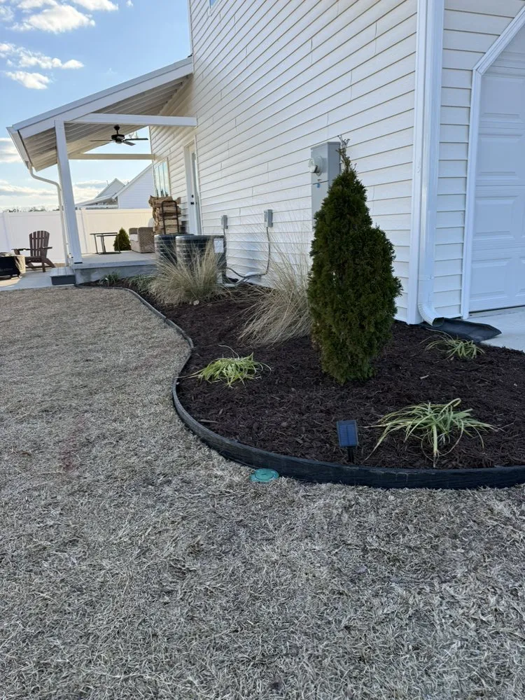 Professional residential landscaping in Florence, SC - Redline Landscaping