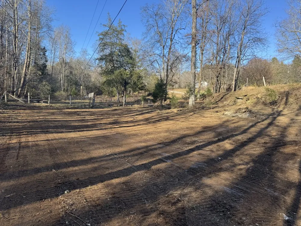 Affordable garden landscaping for beautiful yards across Tellico Plains, TN - Redline Lawn & Excavating