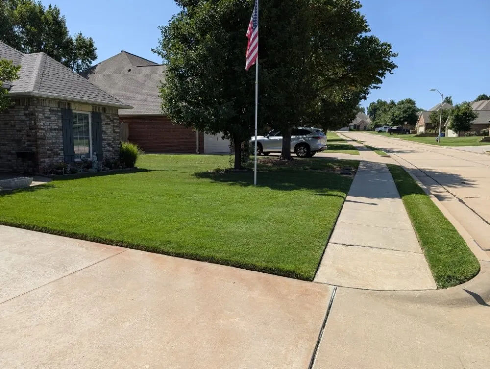 Reliable garden landscaping in Stillwater, OK - Redline Mowing & Trimming