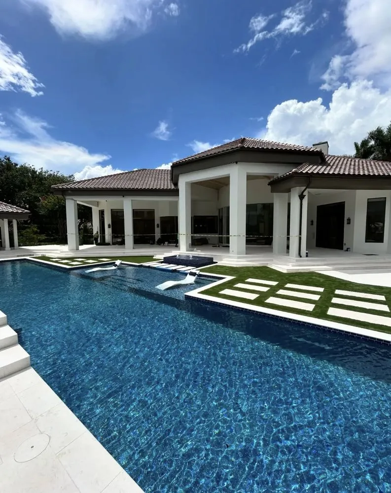 Local residential landscaping for residential properties across Plantation, FL - Redline Turf & Lighting