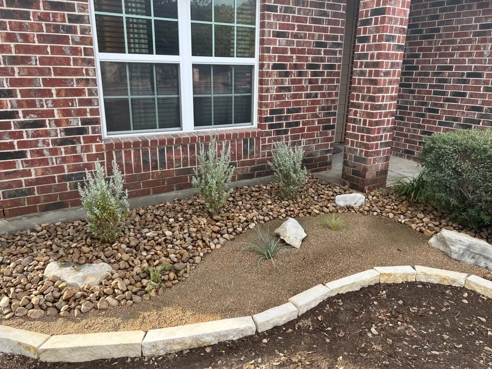 Reliable yard maintenance for year-round maintenance across San Antonio, TX - Redmill Landscapes