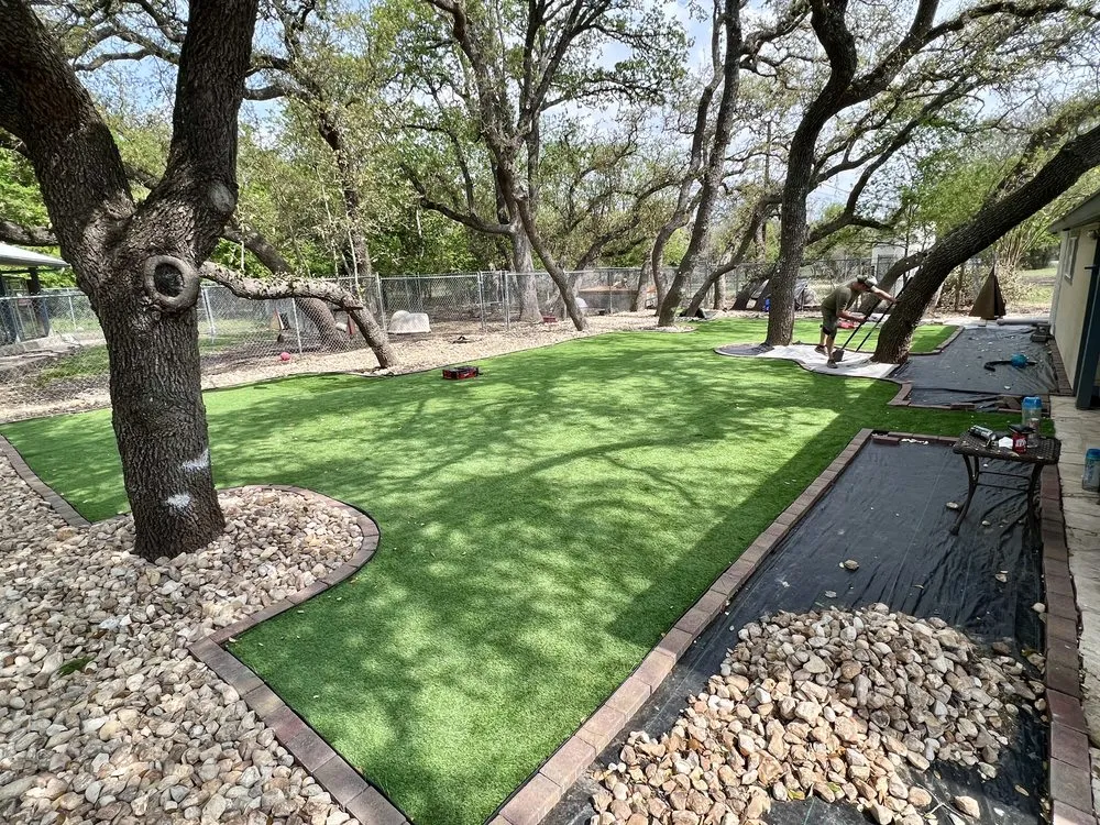 Expert outdoor landscaping for year-round maintenance in San Antonio, TX by Redmill Landscapes