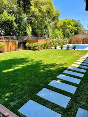 Redmill Landscapes Logo