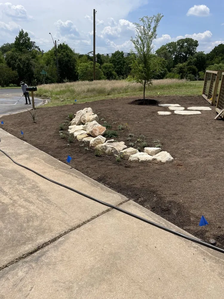 Professional garden landscaping in Georgetown, TX by Redrose lawn care and landscape