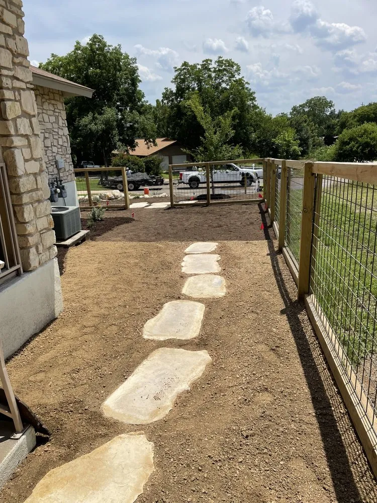 Trusted lawn care service experts serving Georgetown, TX - Redrose lawn care and landscape