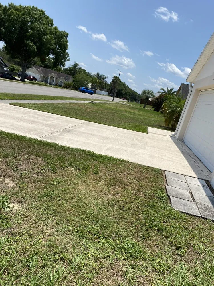 Top-rated lawn care service experts serving Zephyrhills, FL - Reds Helping Hand Handyman Service