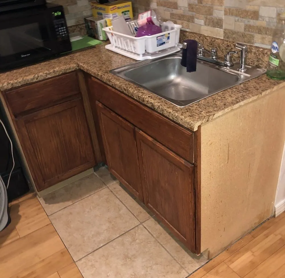 Expert lawn mowing service in Philadelphia, PA - Reds Universal Pros