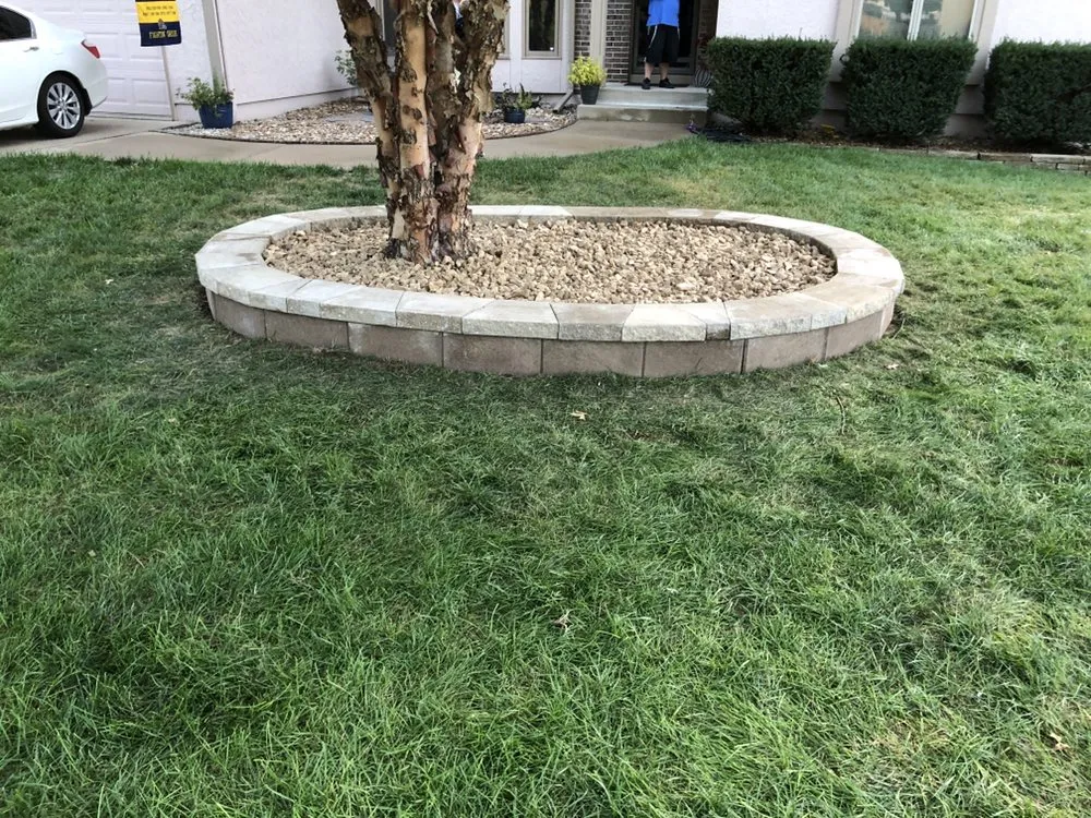 Professional yard cleanup service for beautiful yards in Lees summit, MO by Redstone Landscapes