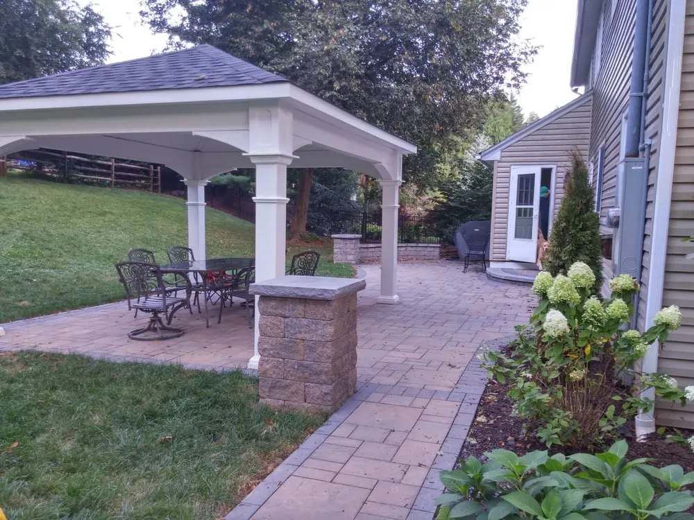 Affordable landscape installation experts serving Whitehall, PA - Redstone Landscaping