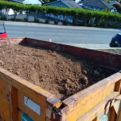 Redwood Gardening And Landscape Logo