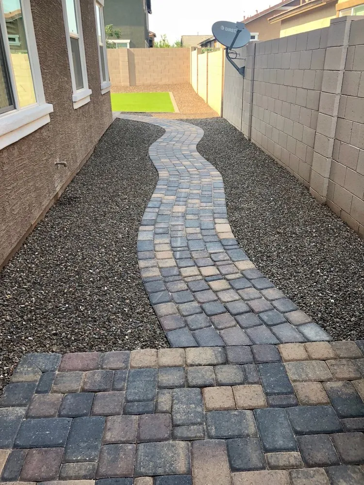 Custom garden landscaping in Mesa, AZ by Redwood Landscaping