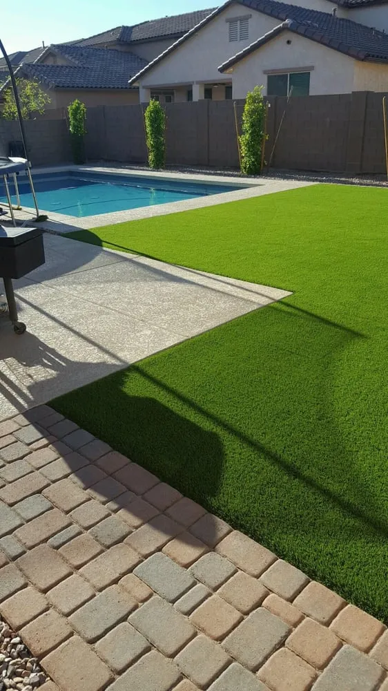 Local yard cleanup service in Mesa, AZ - Redwood Landscaping