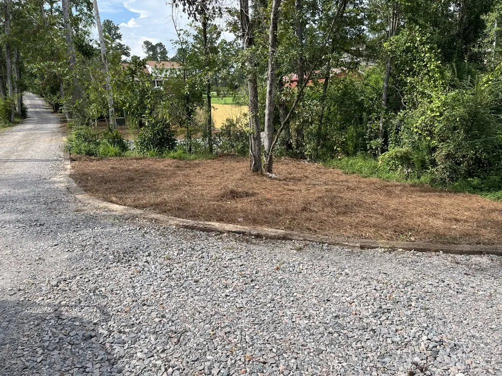 Custom lawn care service in Lincolnton, GA by Reed GroundWorx