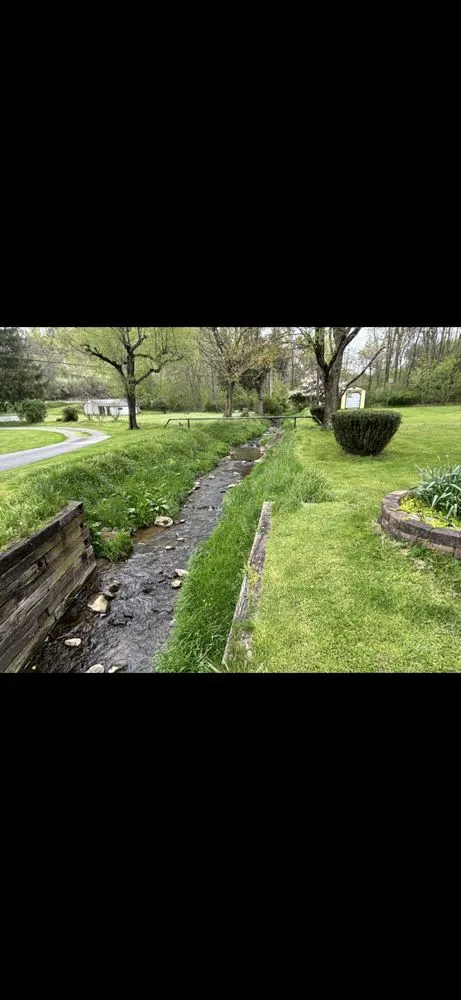 Top-rated lawn care service in Arthurdale, WV by Reeds Lawn & Landscaping