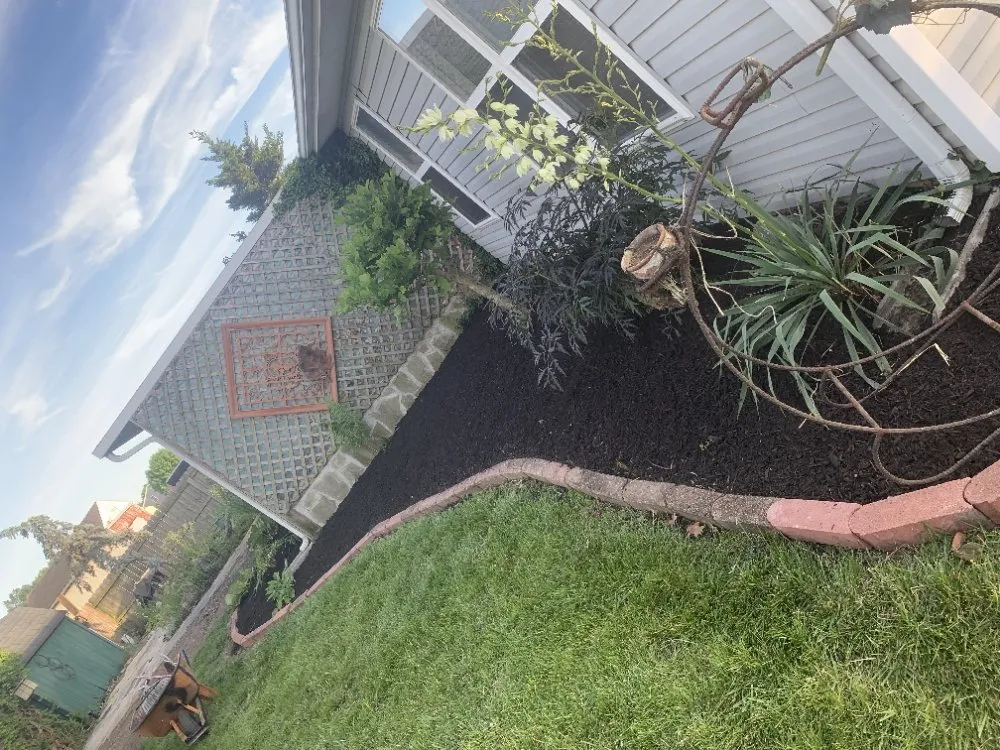 Professional lawn care service for residential properties in middletown, OH by Reed's Lawn & Landscaping