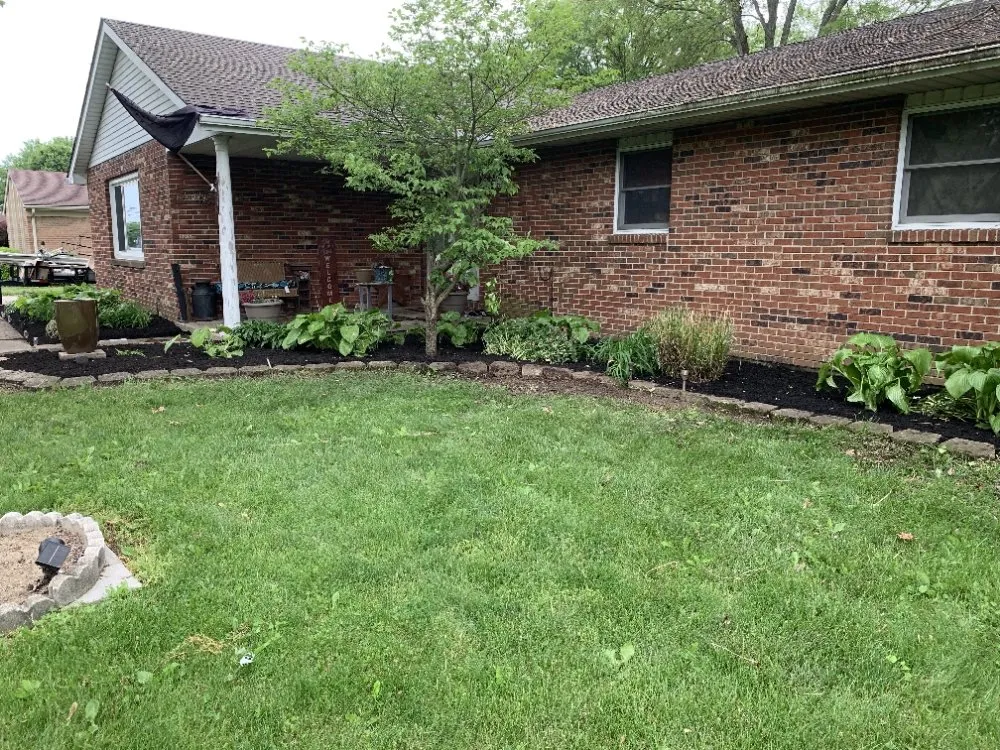 Reliable lawn care service experts serving middletown, OH - Reed's Lawn & Landscaping