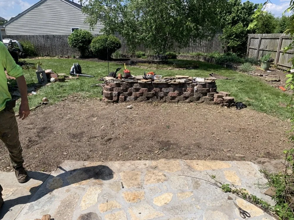 Custom landscape design experts serving middletown, OH - Reed's Lawn & Landscaping