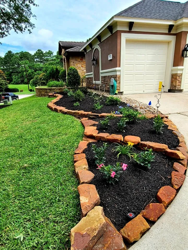 Reliable yard maintenance for year-round maintenance across Huntsville, TX - Reed's Lawn & Landscaping Services