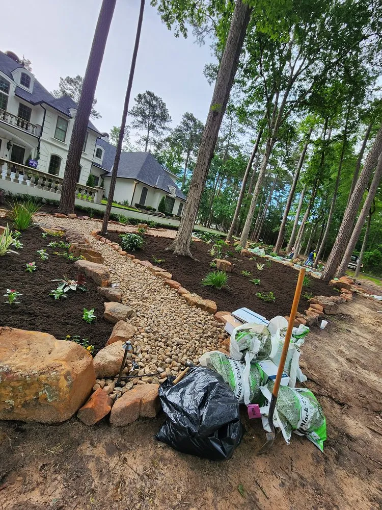Local landscape design experts serving Huntsville, TX - Reed's Lawn & Landscaping Services