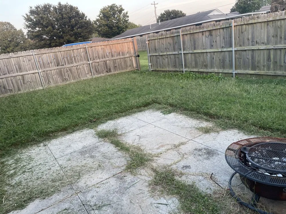 Trusted yard cleanup service in Clarksville, TN - Reeds Lawn Care