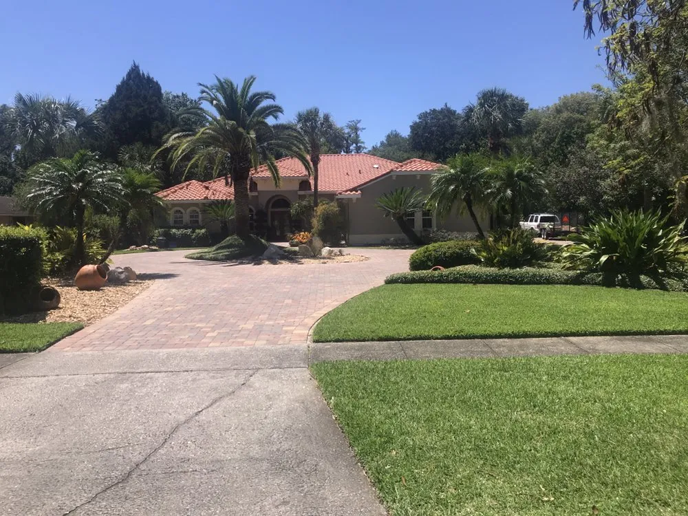 Reliable outdoor landscaping experts serving Union Park, FL - Reed’s Lawn Care Services