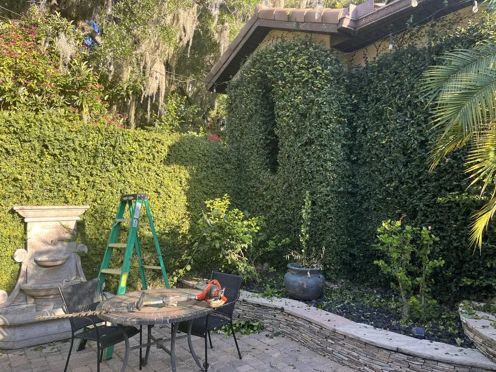 Affordable garden landscaping near you across Crescent City, FL - Reed’s Leaf & Lawn