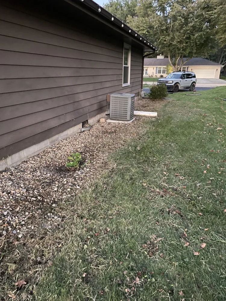 Custom lawn mowing service for beautiful yards in Blue Mound, IL by Reeds Services and Yard Maintenance