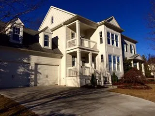 Top-rated yard maintenance for beautiful yards in Hoschton, GA by Reel Classic Horticulture