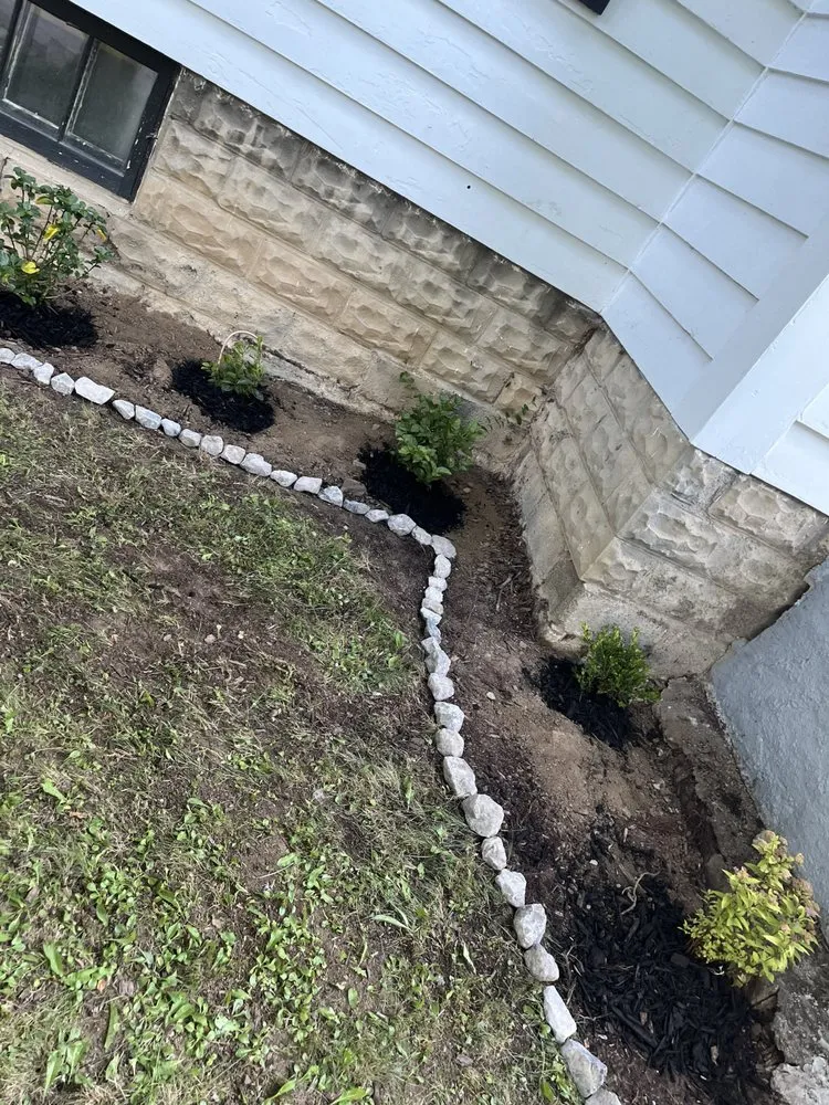 Professional landscape installation experts serving Syracuse, NY - Ree’s Stone Flourish and Bloom