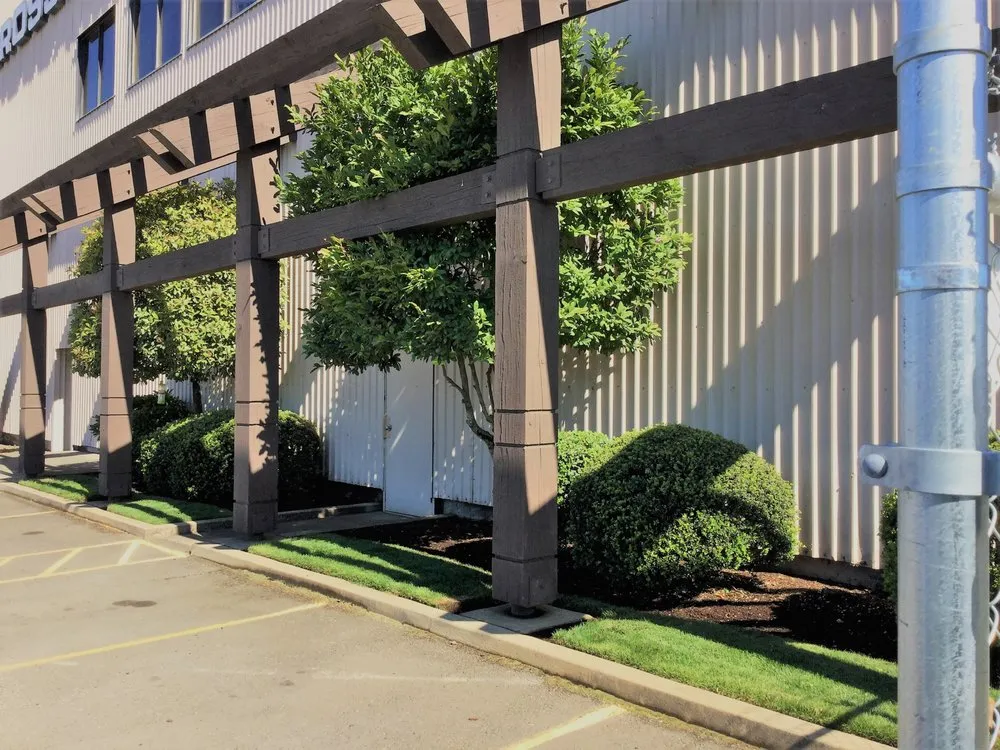 Professional yard cleanup service near you in Eugene, OR by Reese Landscapes