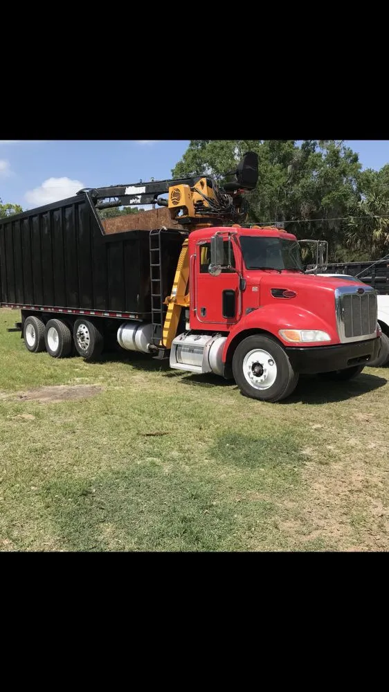 Affordable garden landscaping with custom design across Wildwood, FL - Reese's Landscaping and Tree Service