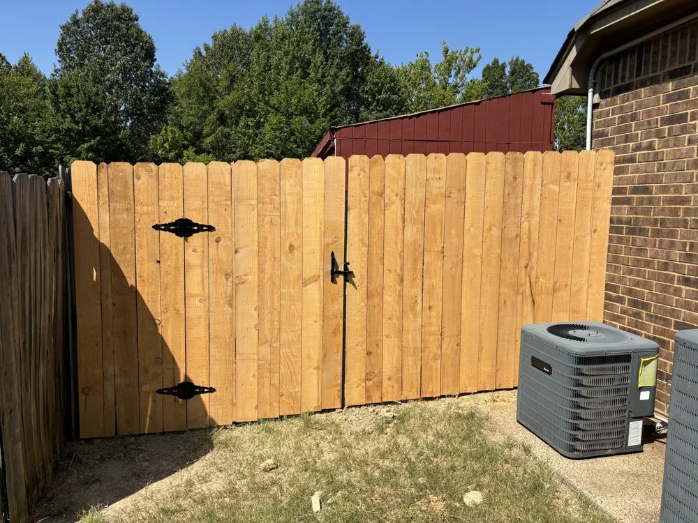 Affordable lawn care service for residential properties in Hernando, MS by Reeves Equipment and Services