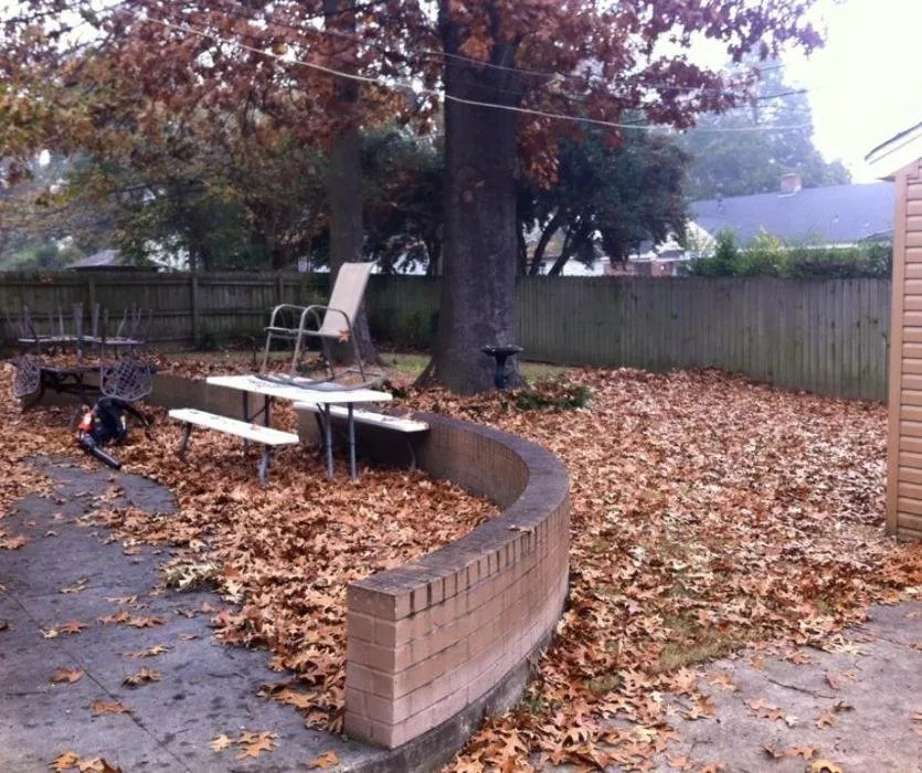 Custom yard cleanup service for homes across Collierville, TN - Reeves Landscaping