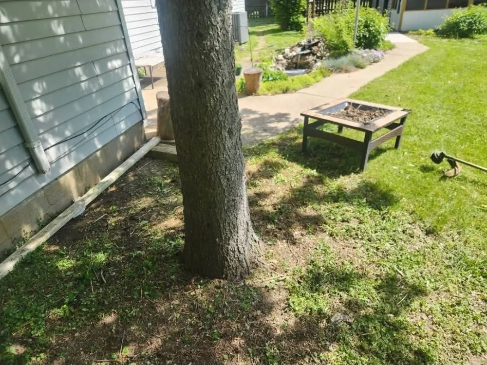 Reliable residential landscaping in Fairmount, IL by Reffett Landscaping