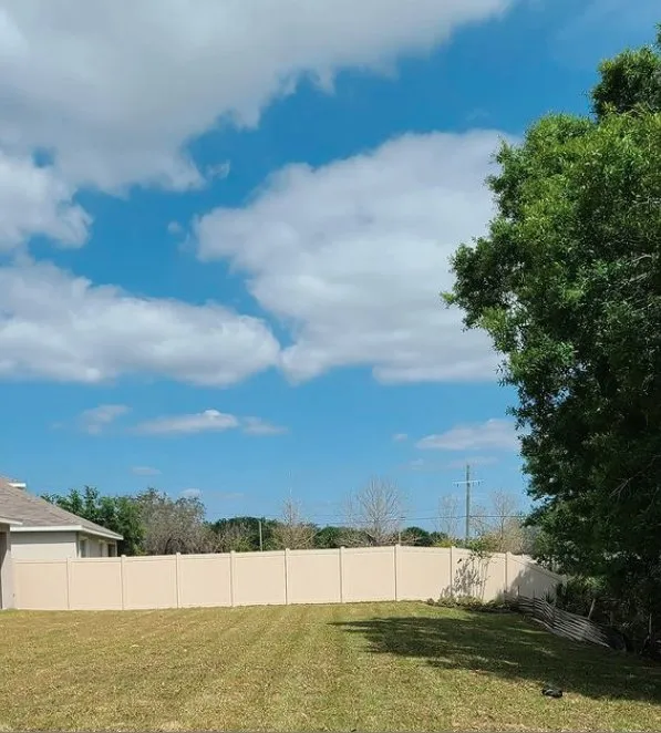 Affordable garden landscaping in Wimauma, FL by Refresh Lawn Care