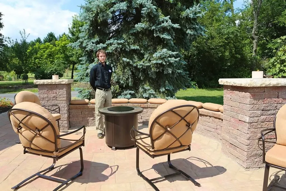 Reliable lawn care service in Wescosville, PA by Regal Landscapes