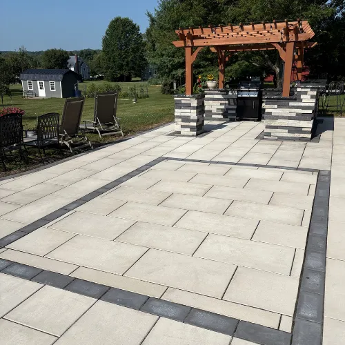 Affordable outdoor landscaping experts serving Hudson, OH - Regal Outdoor Living