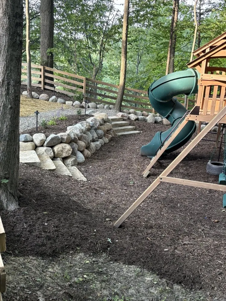 Trusted yard maintenance in Hudson, OH - Regal Outdoor Living