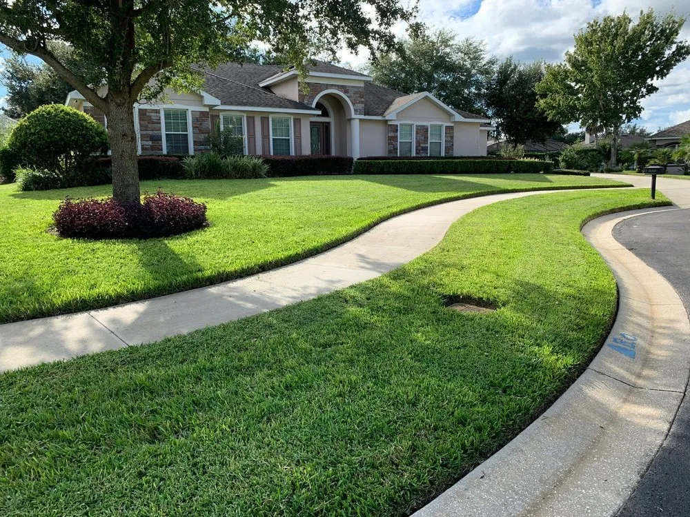 Expert landscaping services for homes in Clermont, FL by Regal Scapes of Clermont
