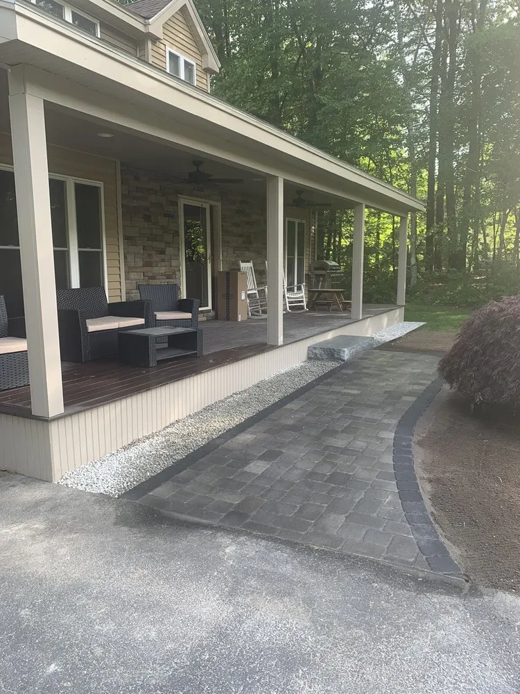 Professional yard maintenance for beautiful yards across Hudson, NH - Regis Earth Products and Landscaping