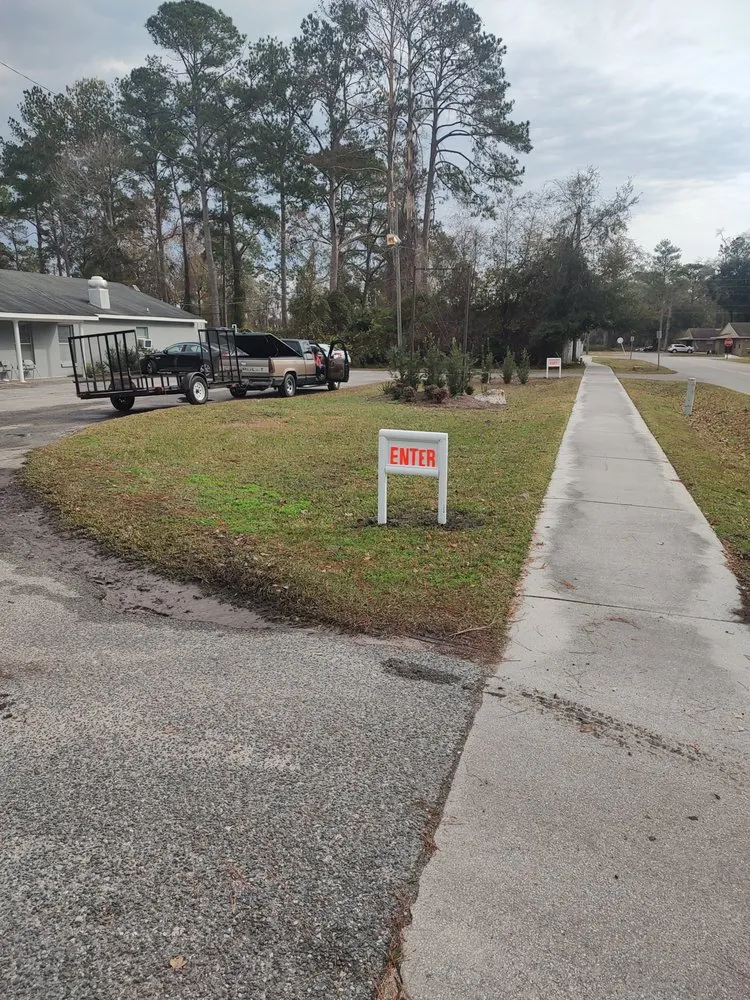 Top-rated yard maintenance in Mayo, FL by Rehberg Irrigation & Landscape