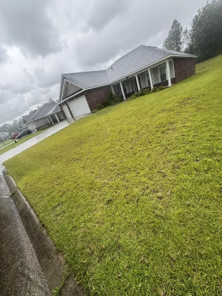 Trusted yard cleanup service in Milton, FL by Reidlings Lawn Squad