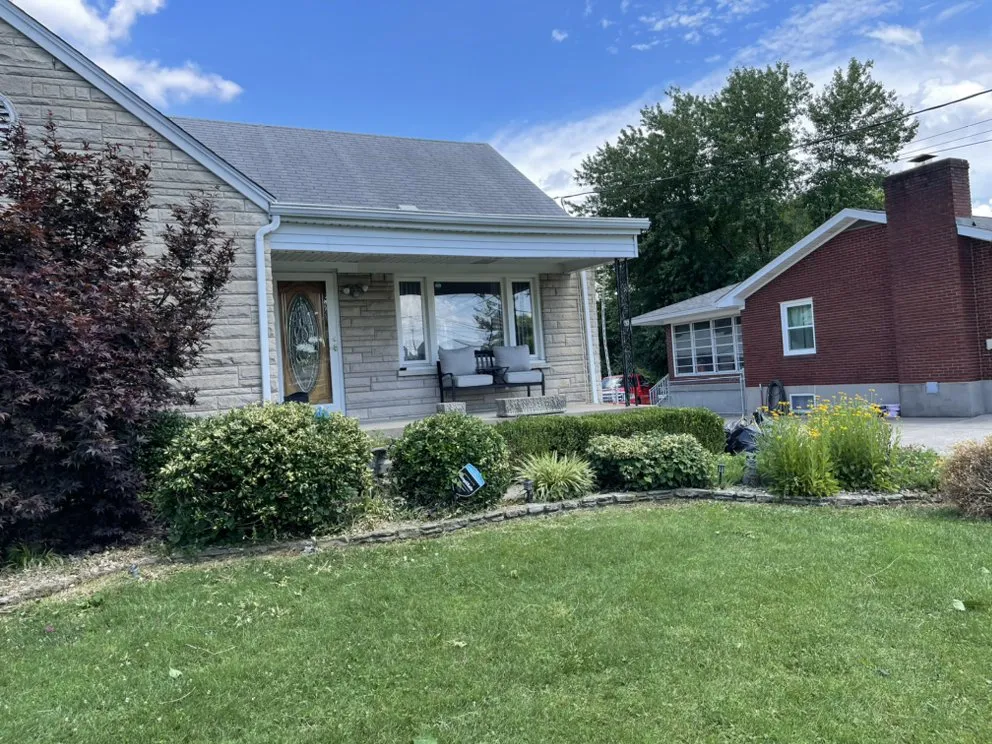 Top-rated residential landscaping experts serving Clarksville, IN - Reid’s & Weeds