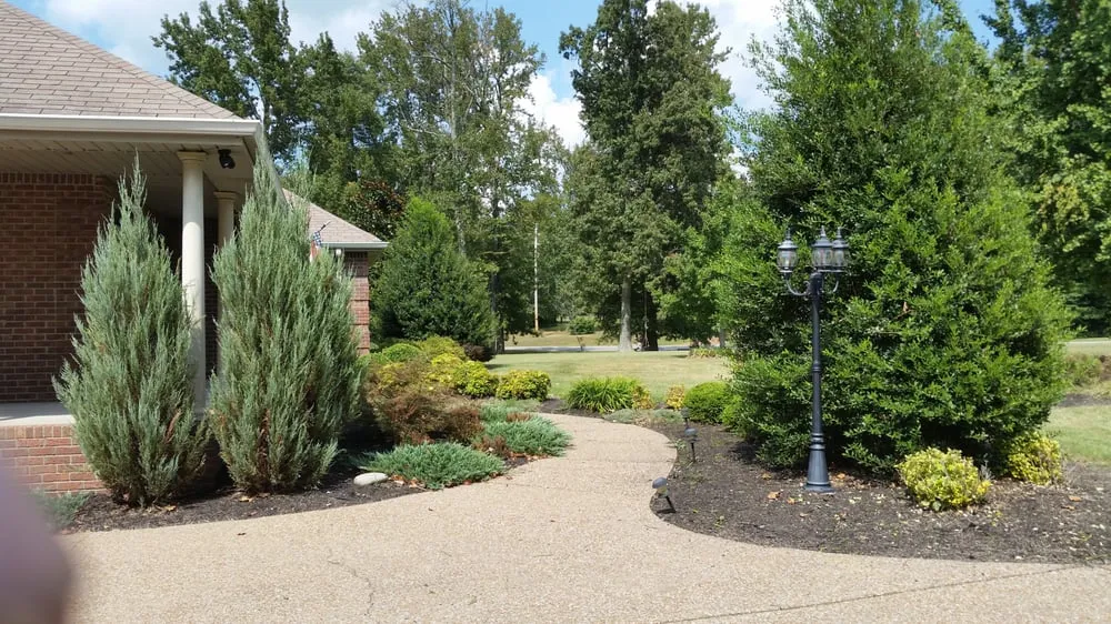 Top-rated garden landscaping in Hermitage, TN - Reilly's Lawn Care